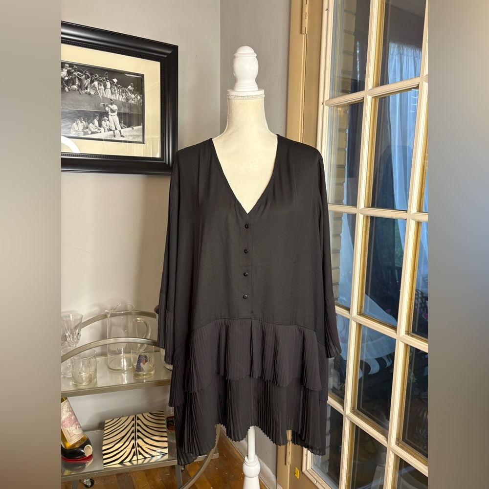 Roaman's Black Button-Front Tunic